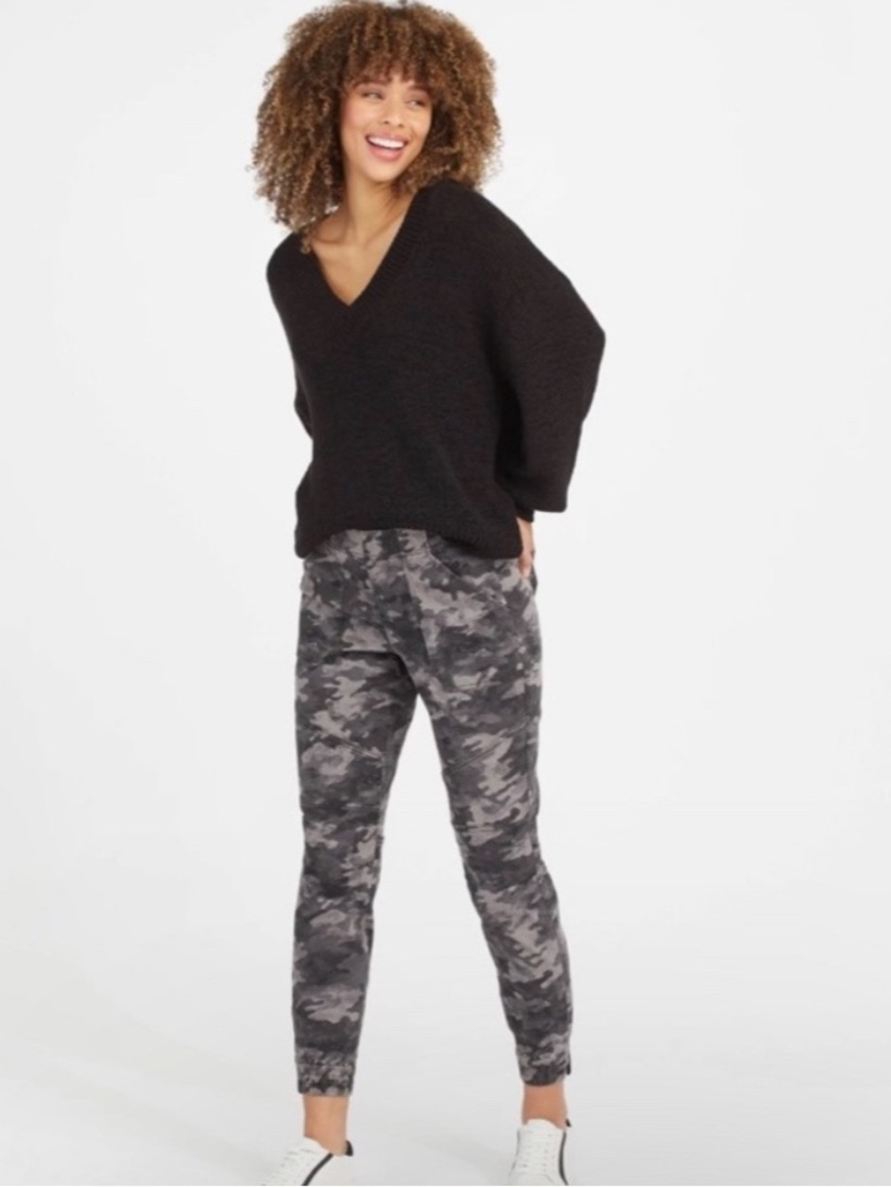 Spanx Stretch Twill Cargo Jogger Pants Black camo size small